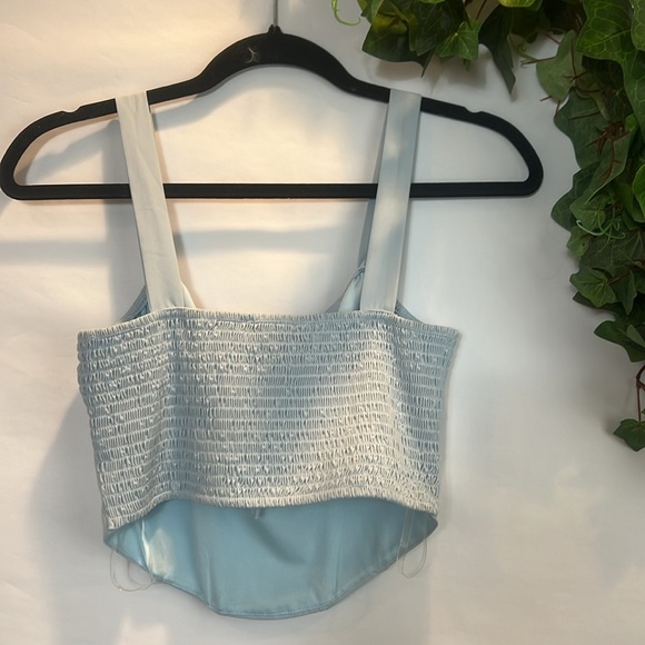 Kendal & Kylie Baby Blue Crop top S - Picture 4 of 4